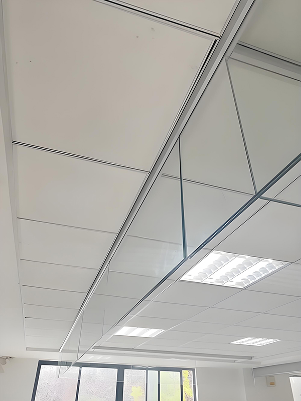 合作玻璃合作挡烟垂壁