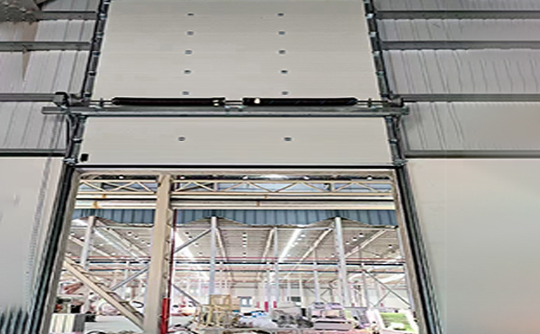 合作工业提升门