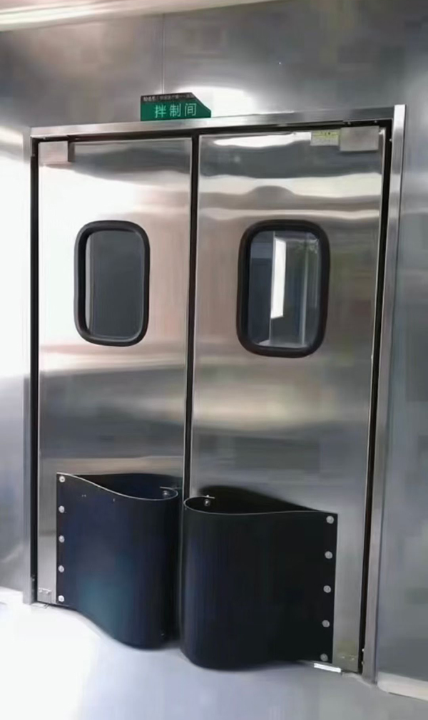 合作防火门安装项目助力物流中心提升消防安全等级 合作防火门安装项目助力物流中心提升消防安全等级